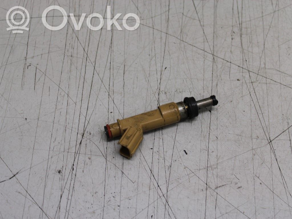 Toyota Auris E180 Inyector de combustible 