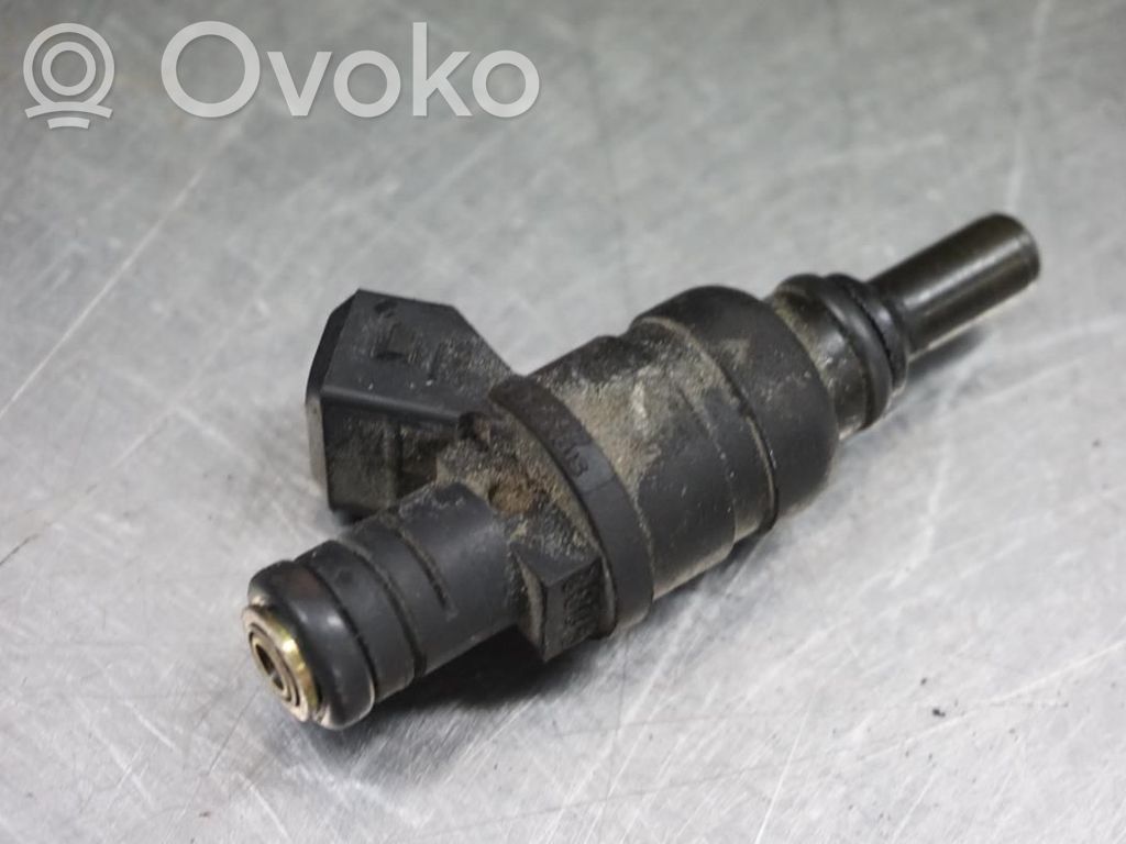 BMW 3 E46 Injector combustibil 