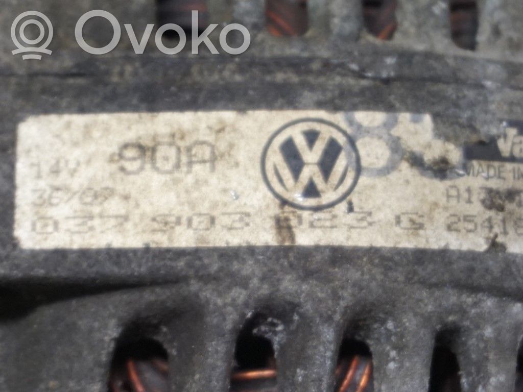 Volkswagen Golf III Generatorius 