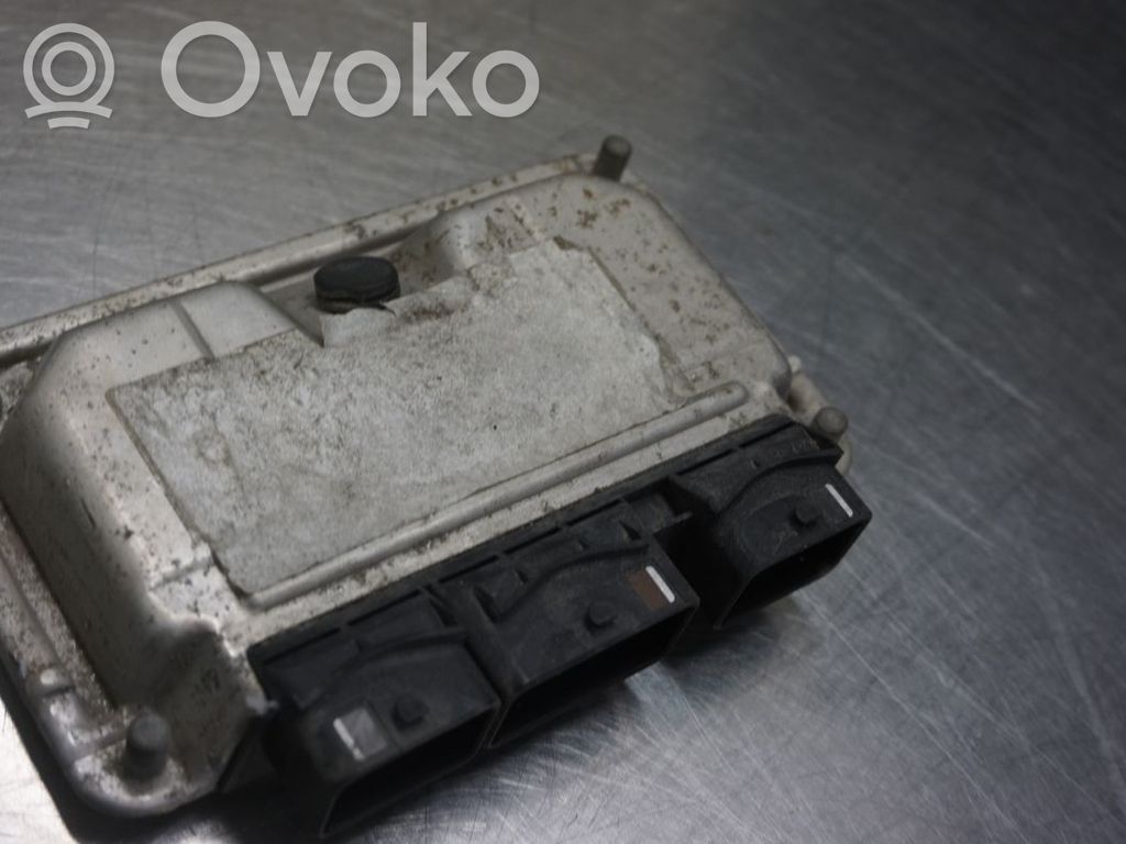 Peugeot 206 Injection control unit/module 