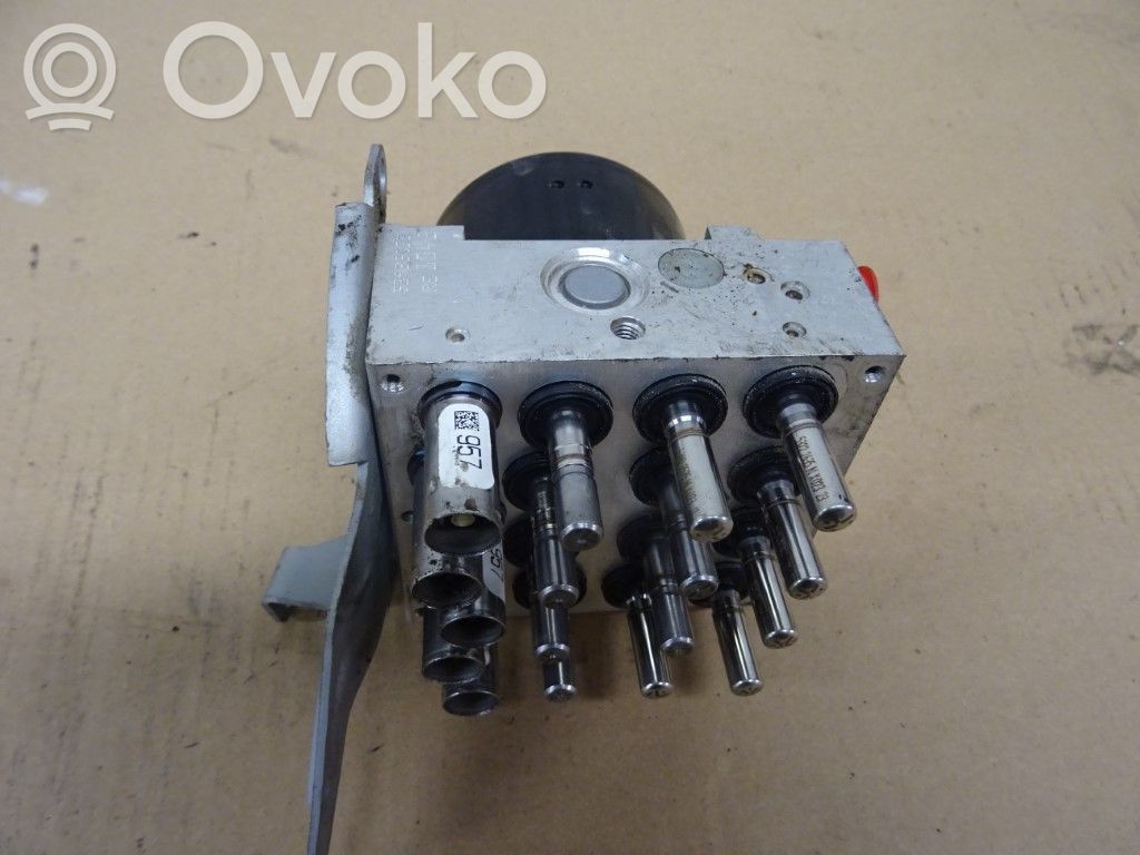 BMW 3 E90 E91 ABS Pump 
