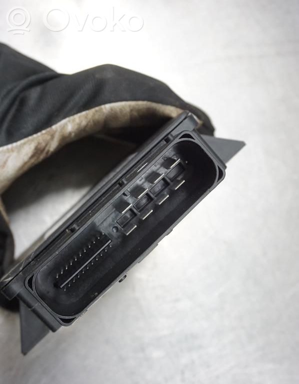 Audi A4 S4 B8 8K Hand brake control module 