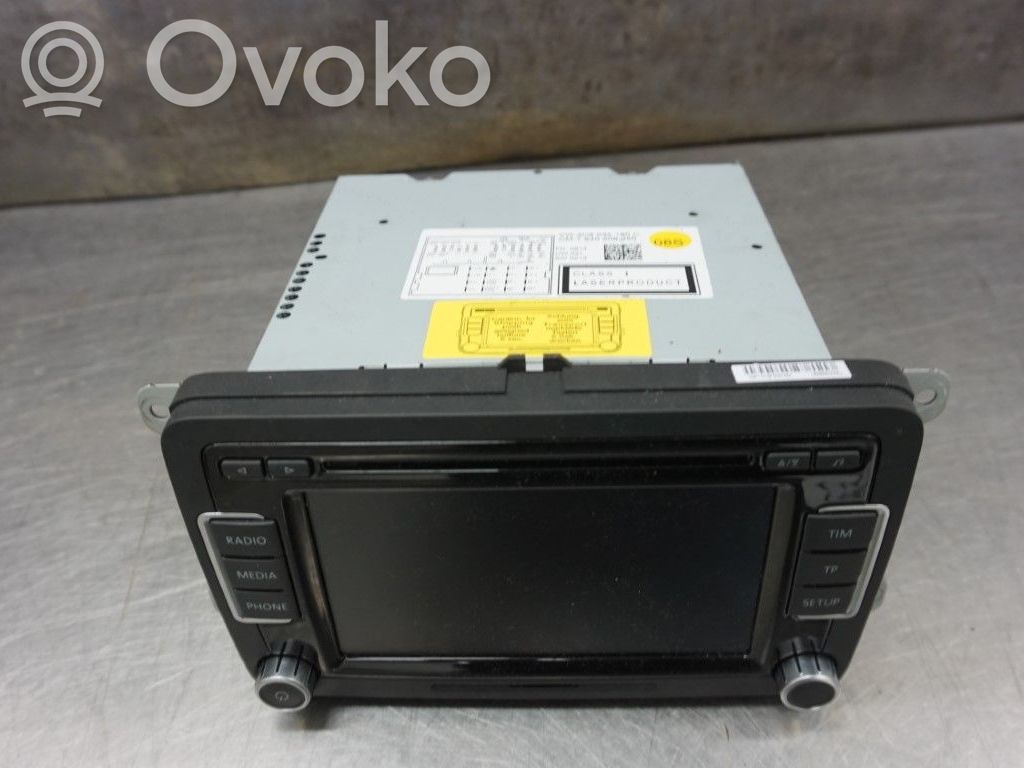 Volkswagen PASSAT B7 Panel / Radioodtwarzacz CD/DVD/GPS 