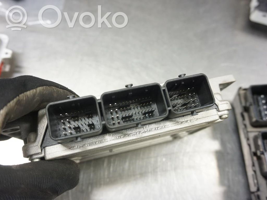 Peugeot 407 Unité de commande / module d'injection 