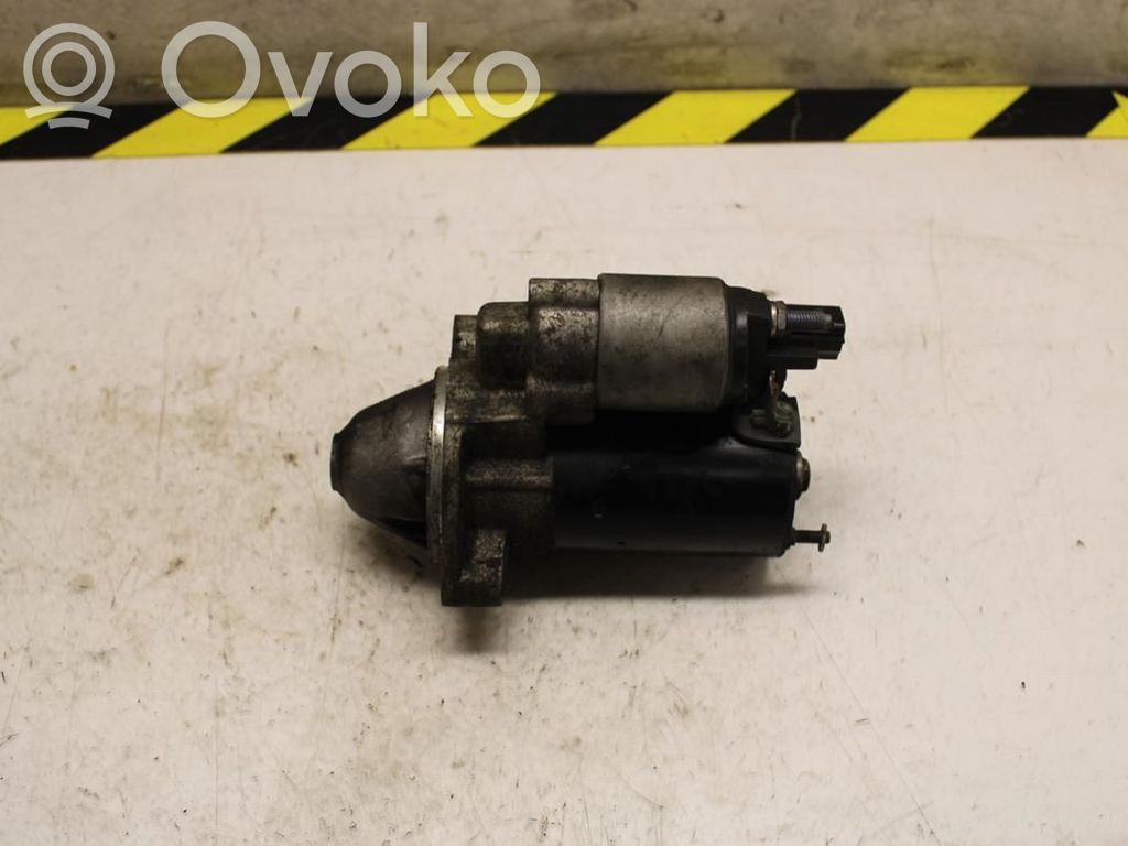 Volkswagen PASSAT B5.5 Rozrusznik 