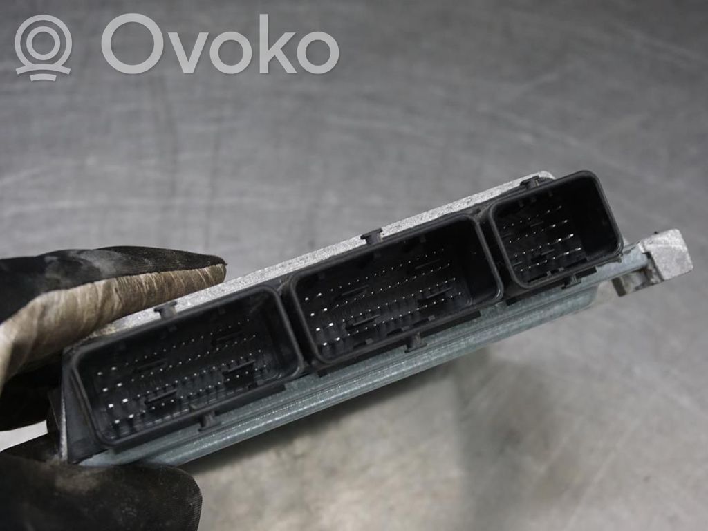 Renault Megane III Injection control unit/module 