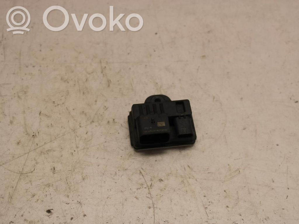 Užvedimo rėlė   12217810856,179230,12218519471