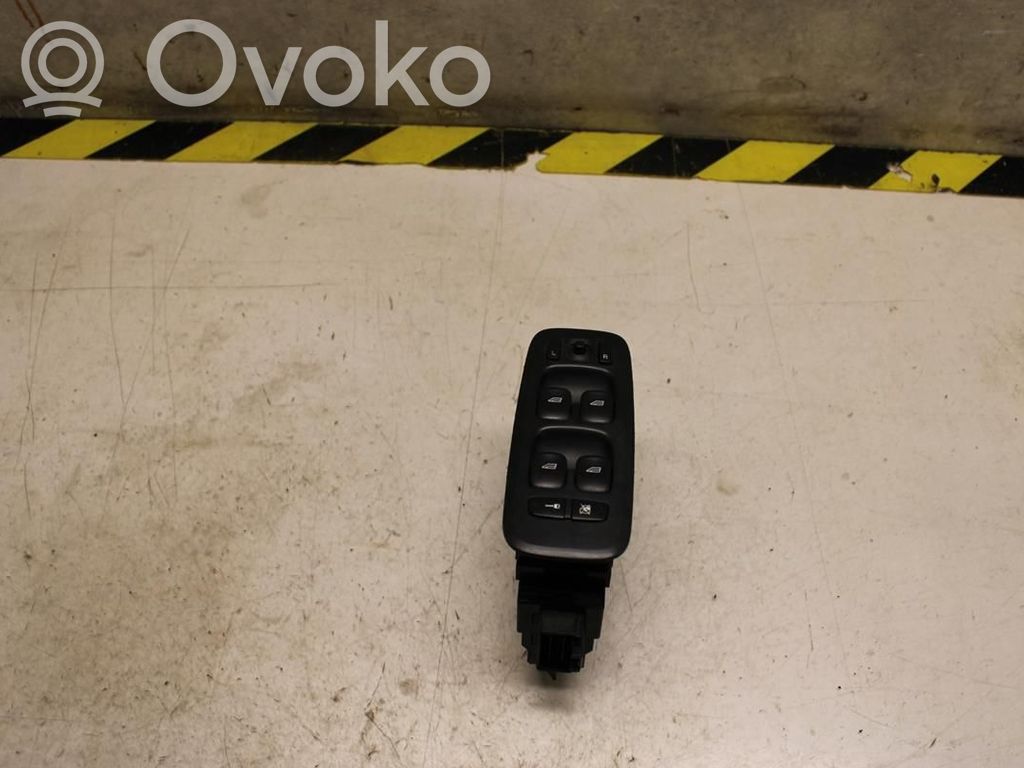 Electric window control switch   1025372,182539,03W42E