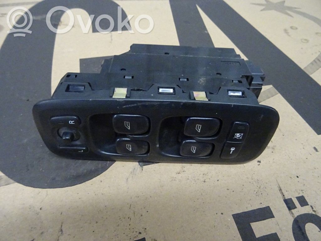 Volvo XC70 Electric window control switch 