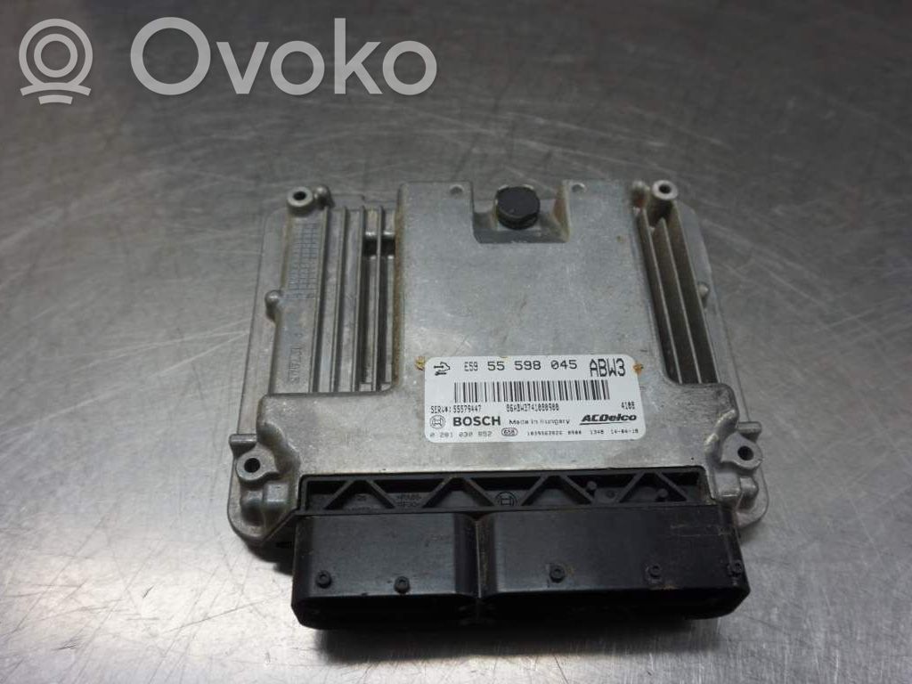 Unité de commande / module d'injection   55579447,186977,0281019783