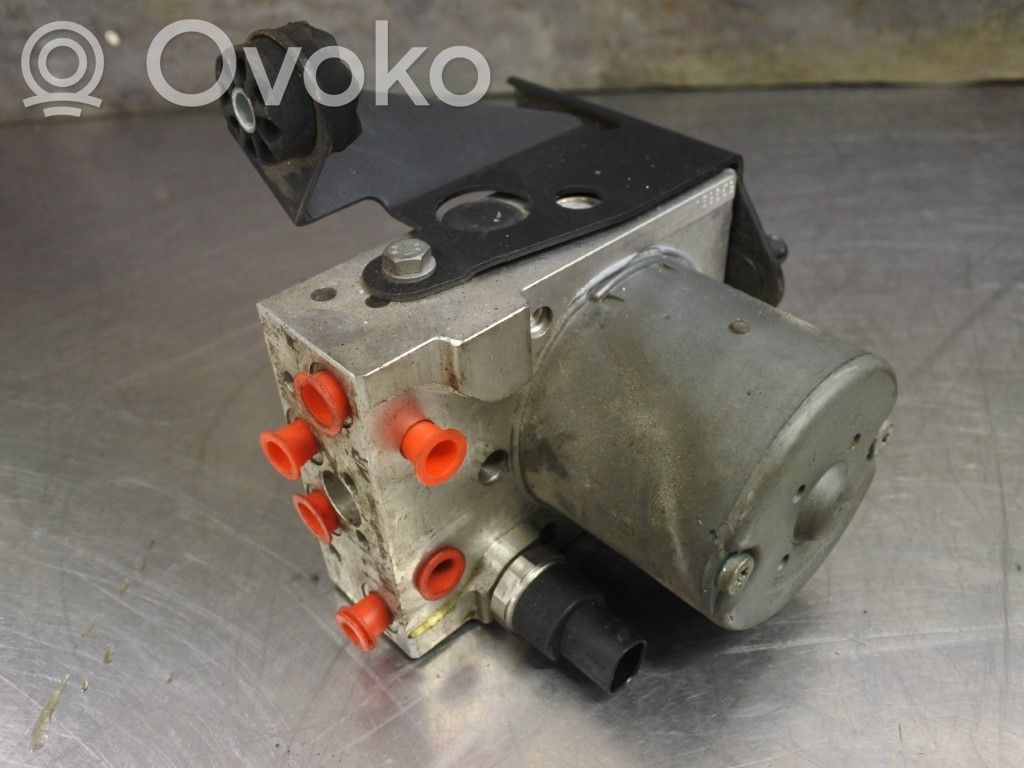 BMW 5 E39 ABS Pump 