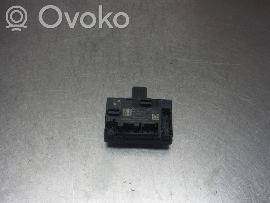 Volkswagen Golf VII Durų elektronikos valdymo blokas 