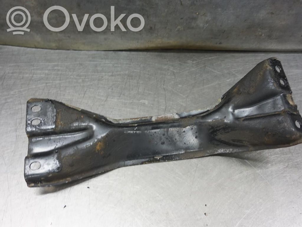 Volvo 740 Gearbox mounting bracket 