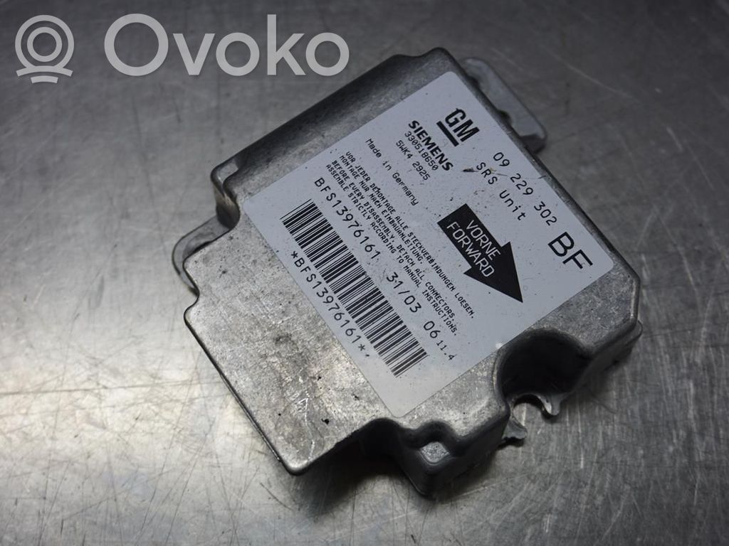 Opel Astra G Sterownik / Moduł Airbag 