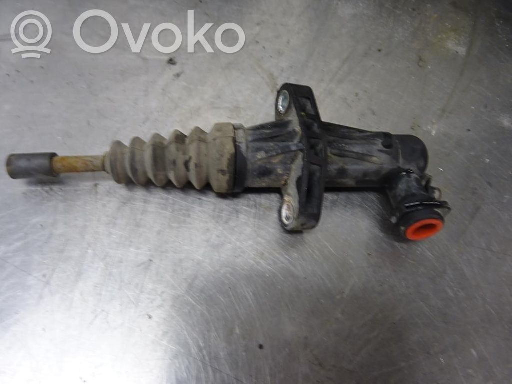 Peugeot Boxer Kytkimen apusylinteri 