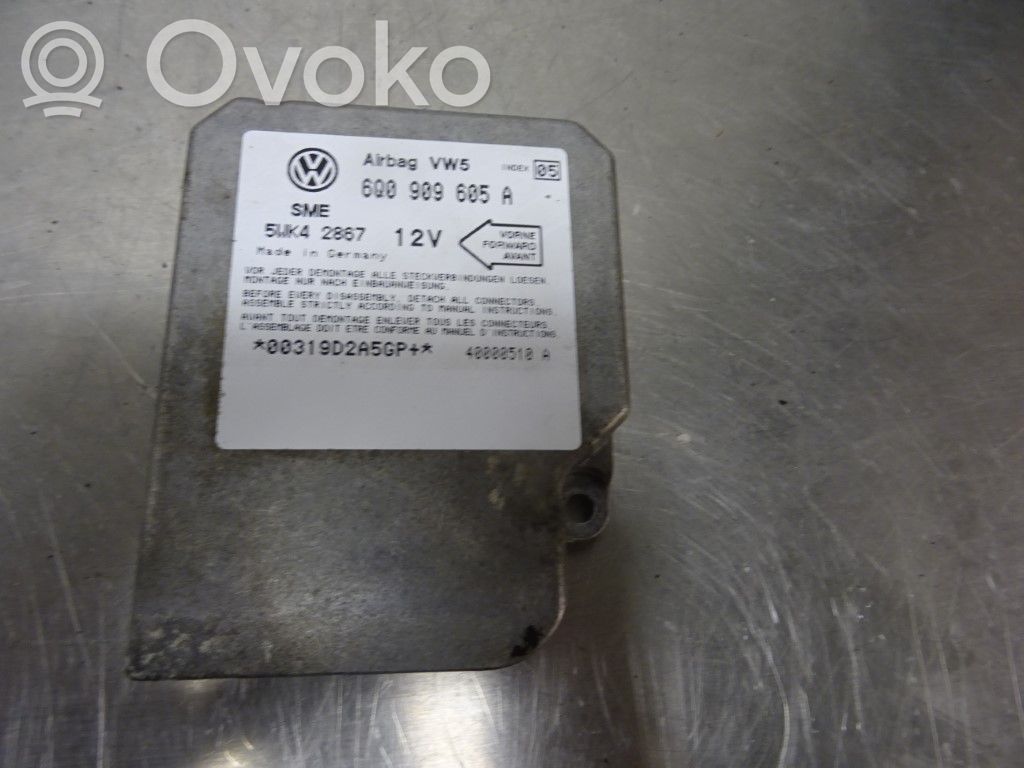 Volkswagen Golf IV Sterownik / Moduł Airbag 