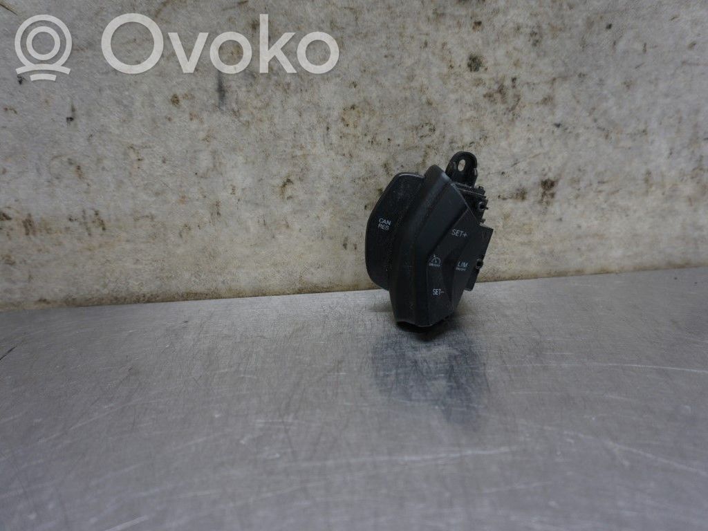 Interior lighting switch   2122177,254809