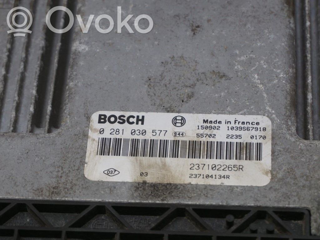 Renault Master III Unité de commande / module d'injection 