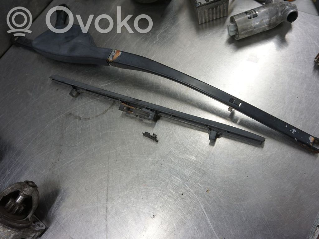 BMW 5 E39 Bras d'essuie-glace avant 