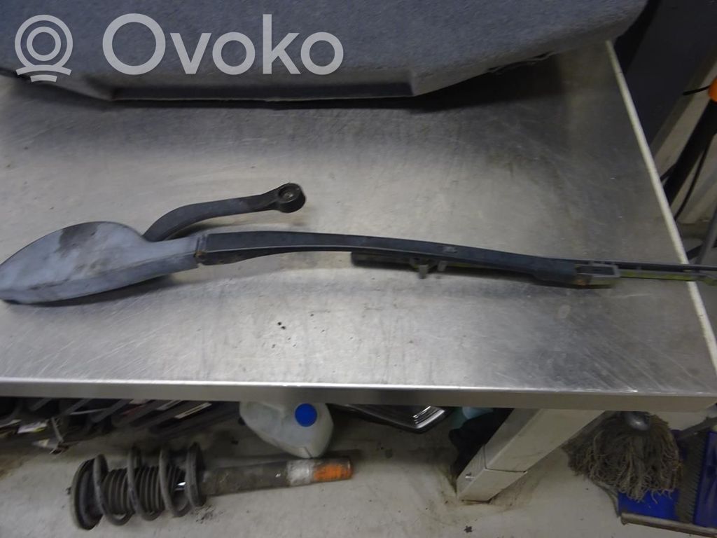 BMW 5 E39 Bras d'essuie-glace avant 