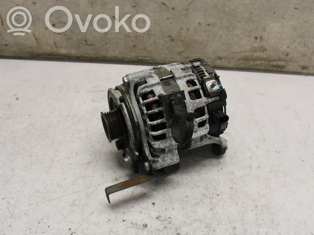 BMW 7 G11 G12 Generatore/alternatore 