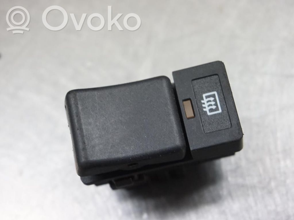 Electric window control switch   6849404,N043887