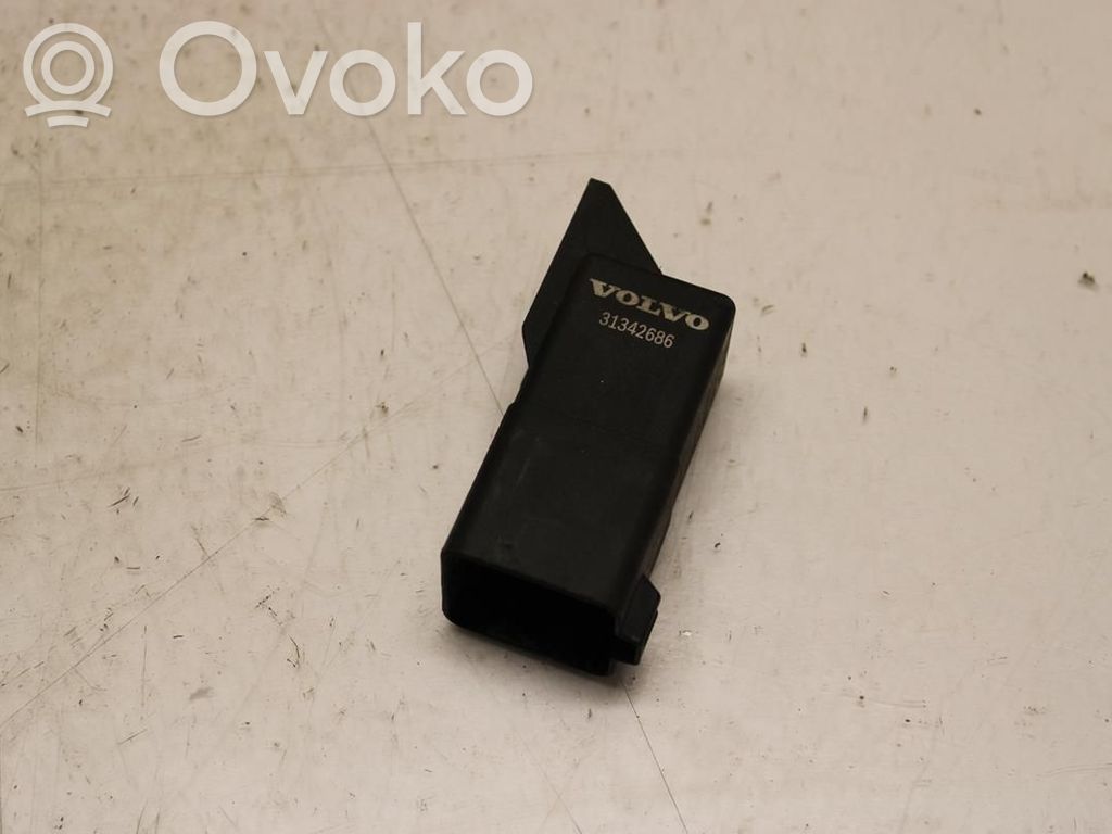 Volvo V40 Relè di accensione 