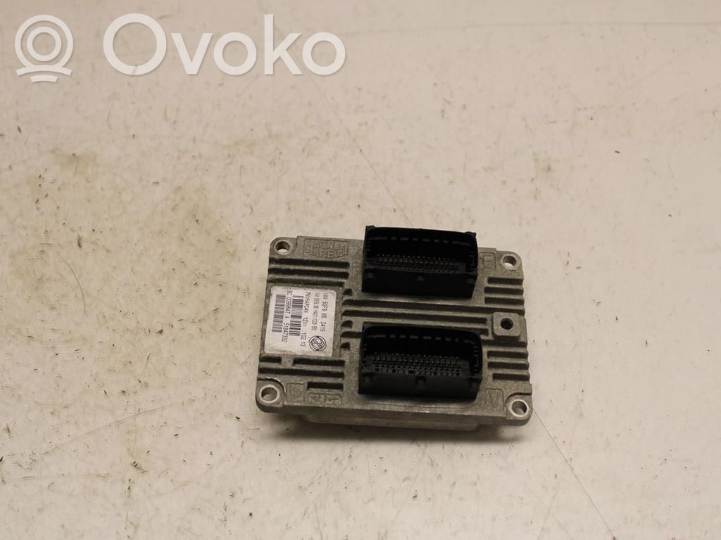 Unité de commande / module d'injection   51847332,N038505