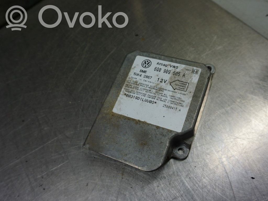 Volkswagen Golf IV Sterownik / Moduł Airbag 