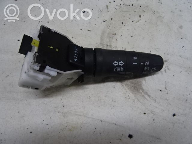 Nissan Note (E11) Palanca de intermitentes 