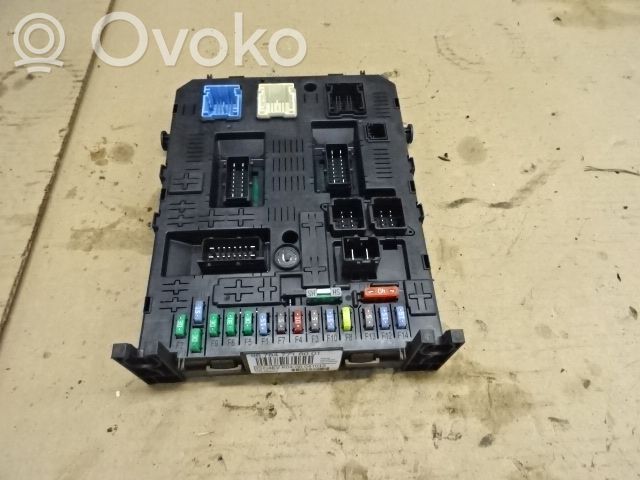 Sulakemoduuli   657062,N042370,9678477180