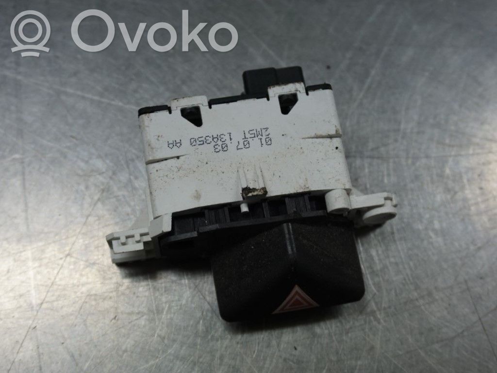 Hazard light switch   1140002,N021476