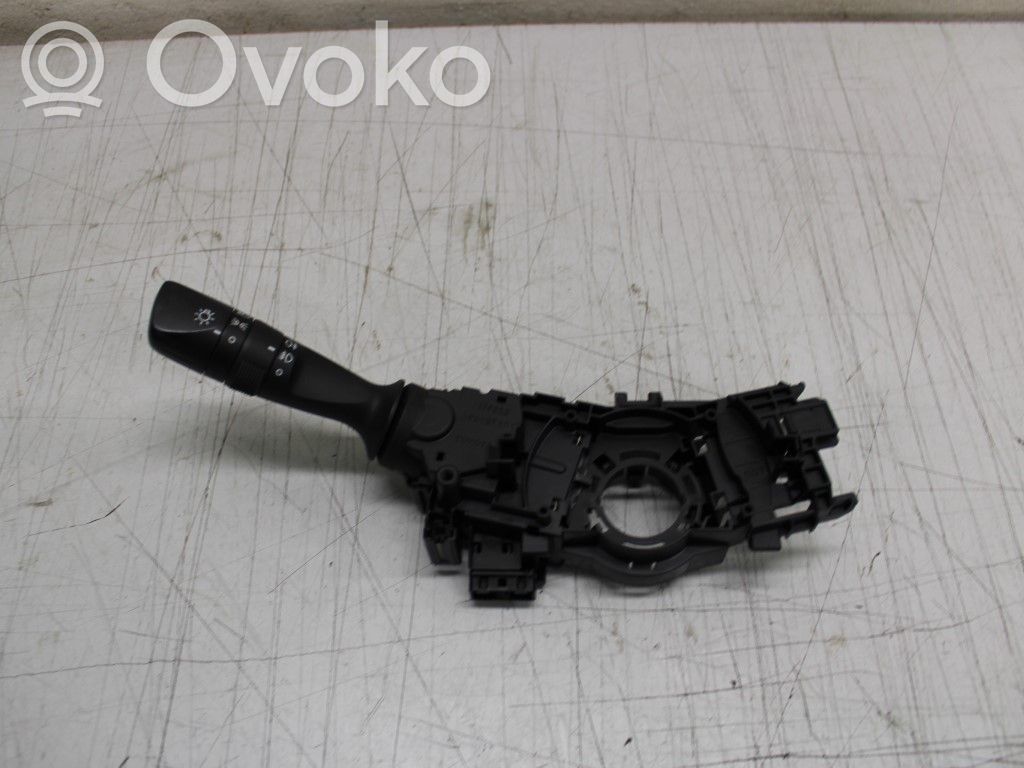Toyota Auris E180 Indicator stalk 