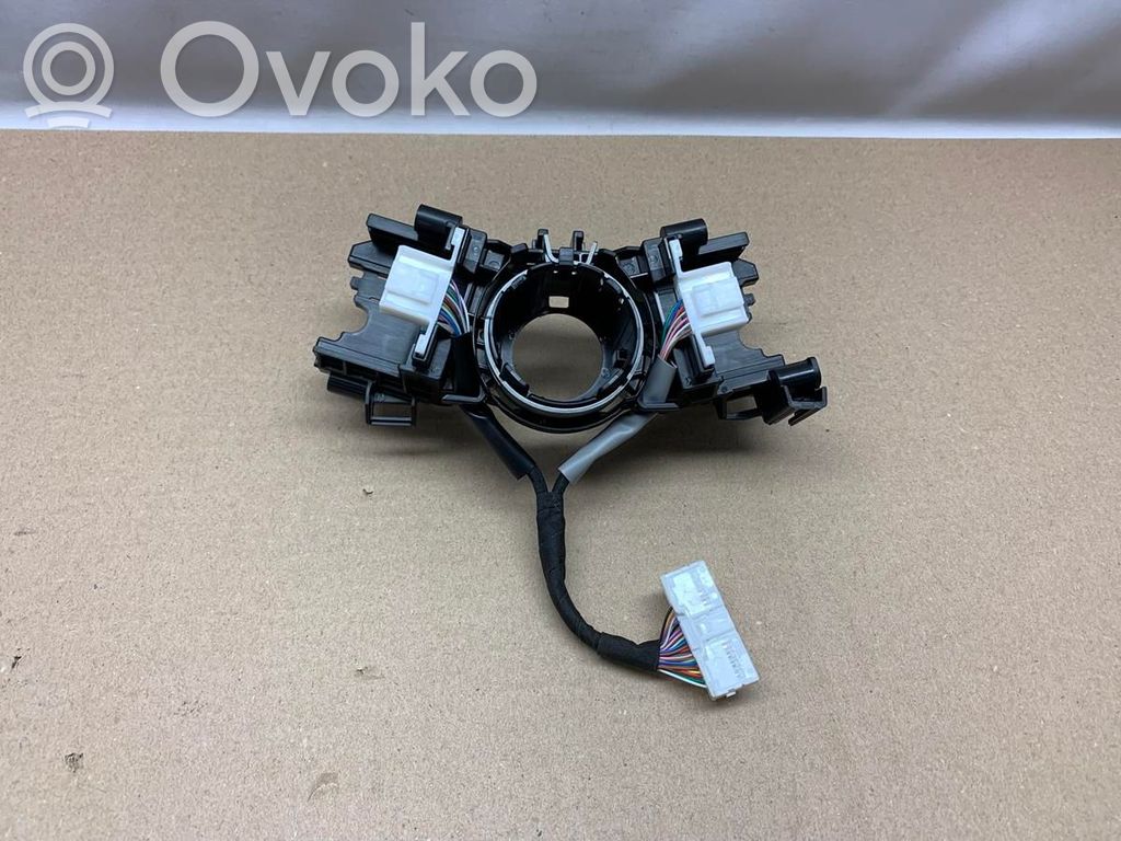 Toyota Yaris XP210 Bloc semnalizator și ștergător parbriz 