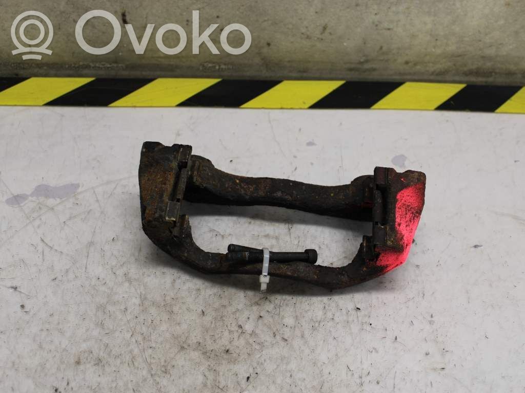 Fiat Ducato Mocowanie przedniego zacisku hamulca 