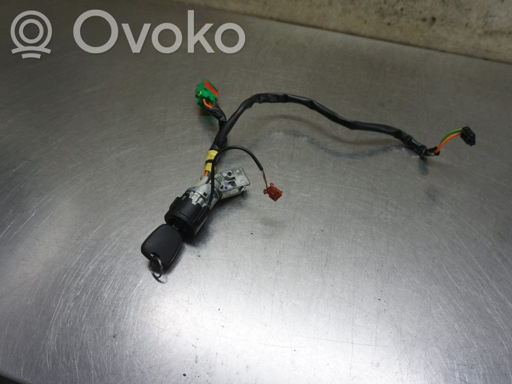 Citroen C3 Užvedimo spynelė 