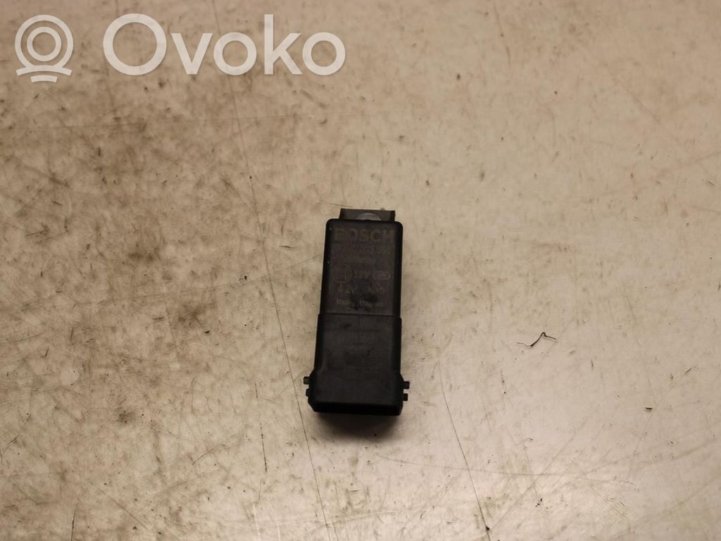 Nissan Qashqai+2 Užvedimo rėlė 