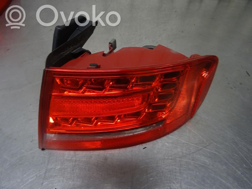 Audi A4 S4 B8 8K Lampă spate în caroserie 