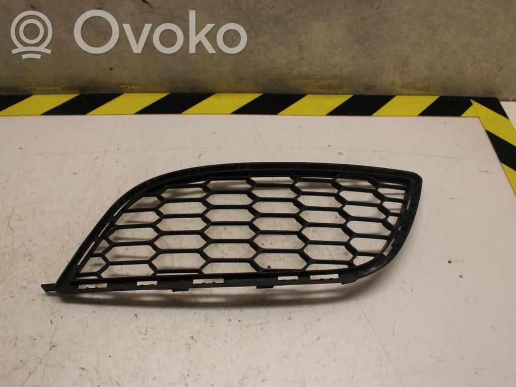 Maskownica / Grill / Atrapa górna chłodnicy   156090415,102959,0105913