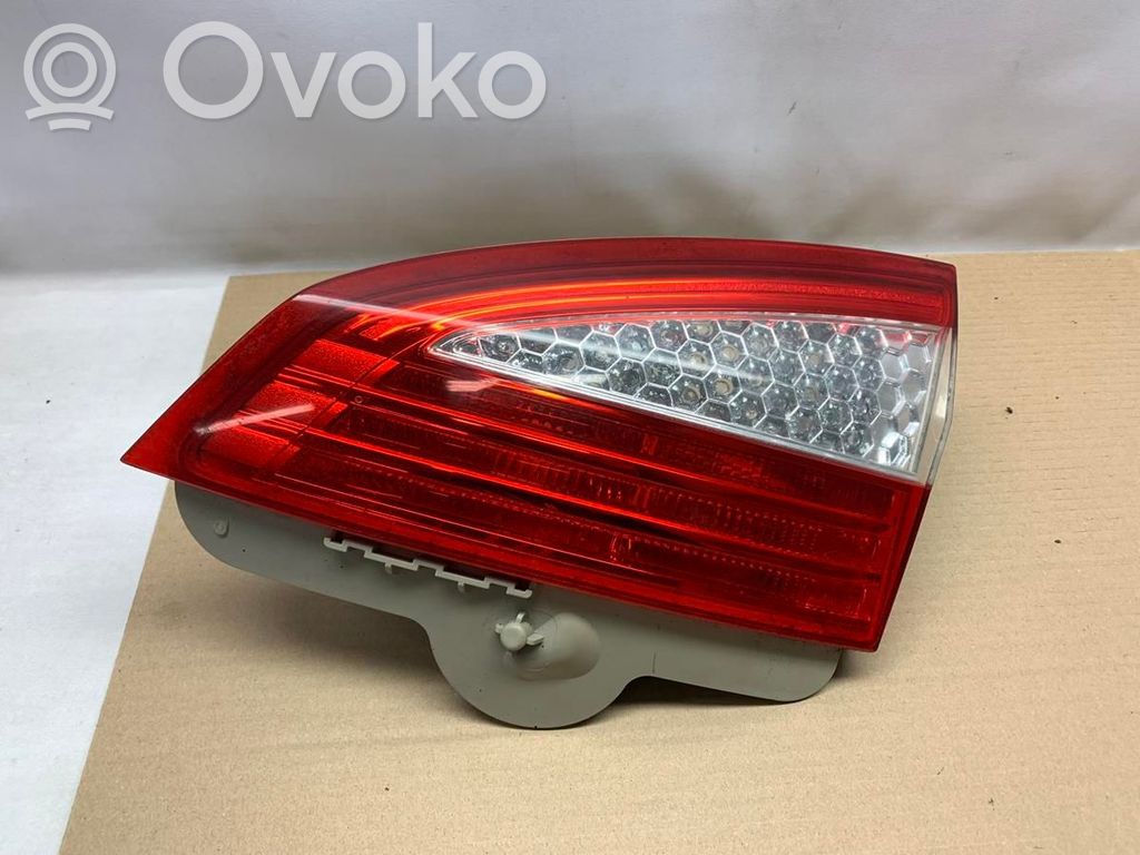 Ford Mondeo MK IV Luci posteriori del portellone del bagagliaio