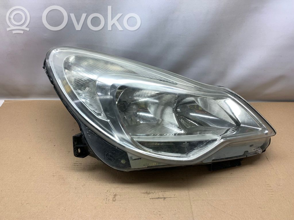 Opel Corsa D Faro/fanale 