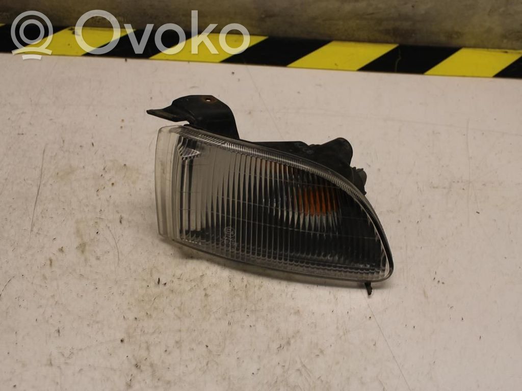 Mitsubishi Galant Front indicator light 