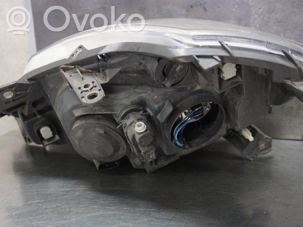 Renault Clio III Scheinwerfer 