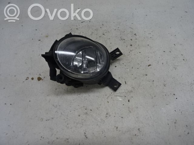 Audi A4 S4 B7 8E 8H Etusumuvalo 