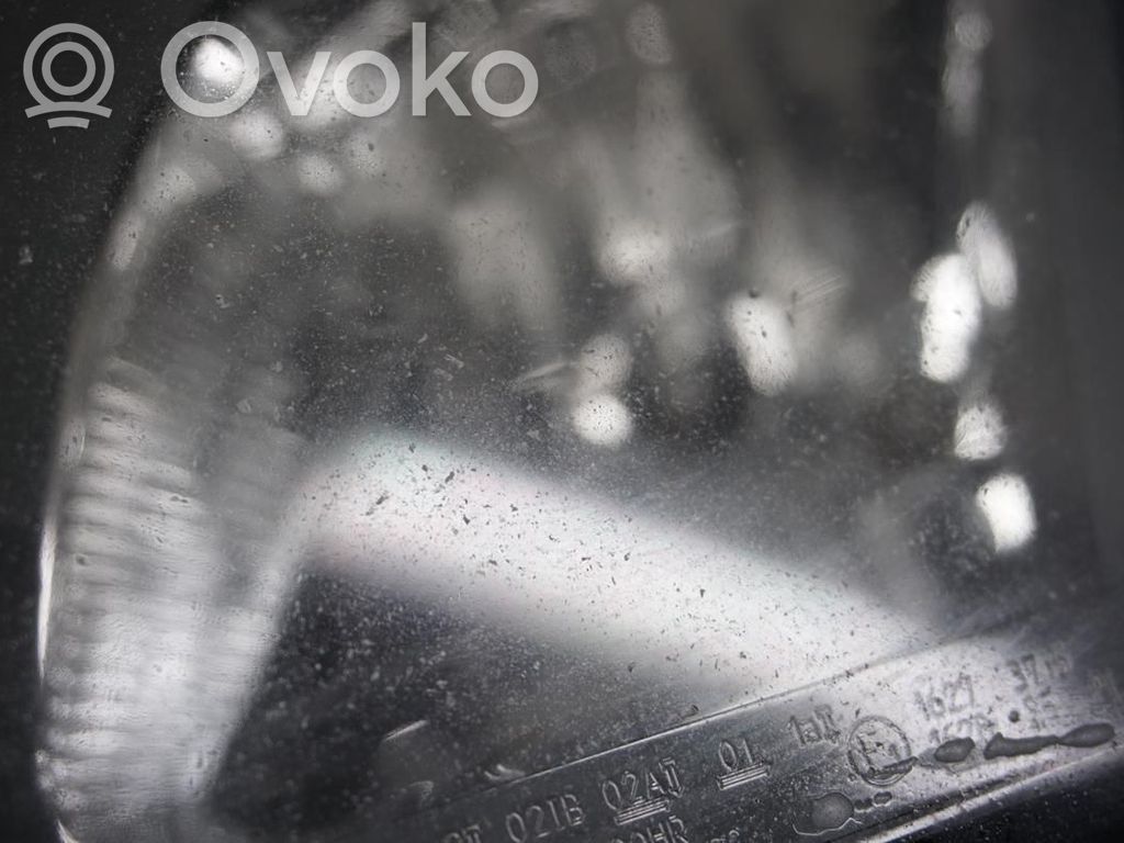 Volvo V50 Lampa przednia 