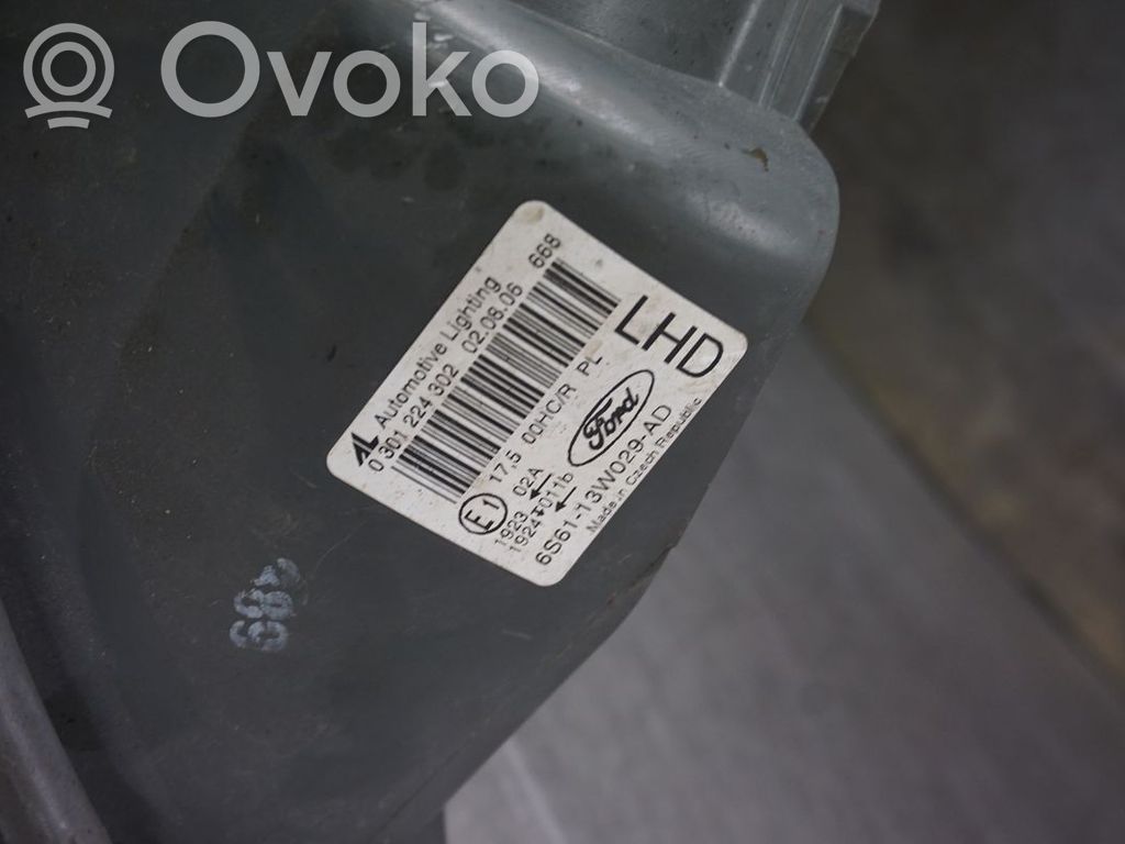 Ford Fiesta Scheinwerfer 