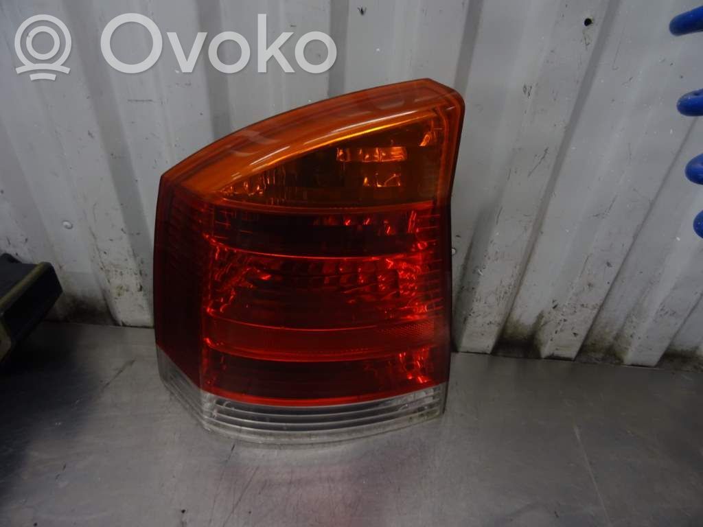 Opel Vectra C Lampă spate în caroserie 