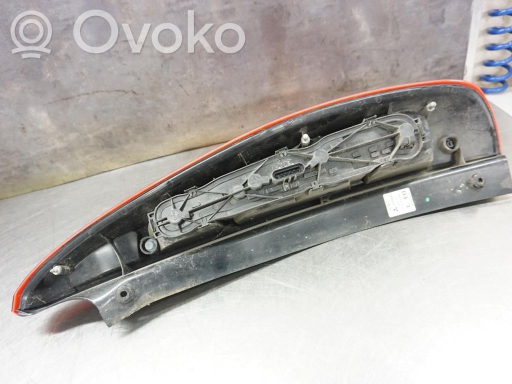 Mitsubishi Colt Lampă spate în caroserie 