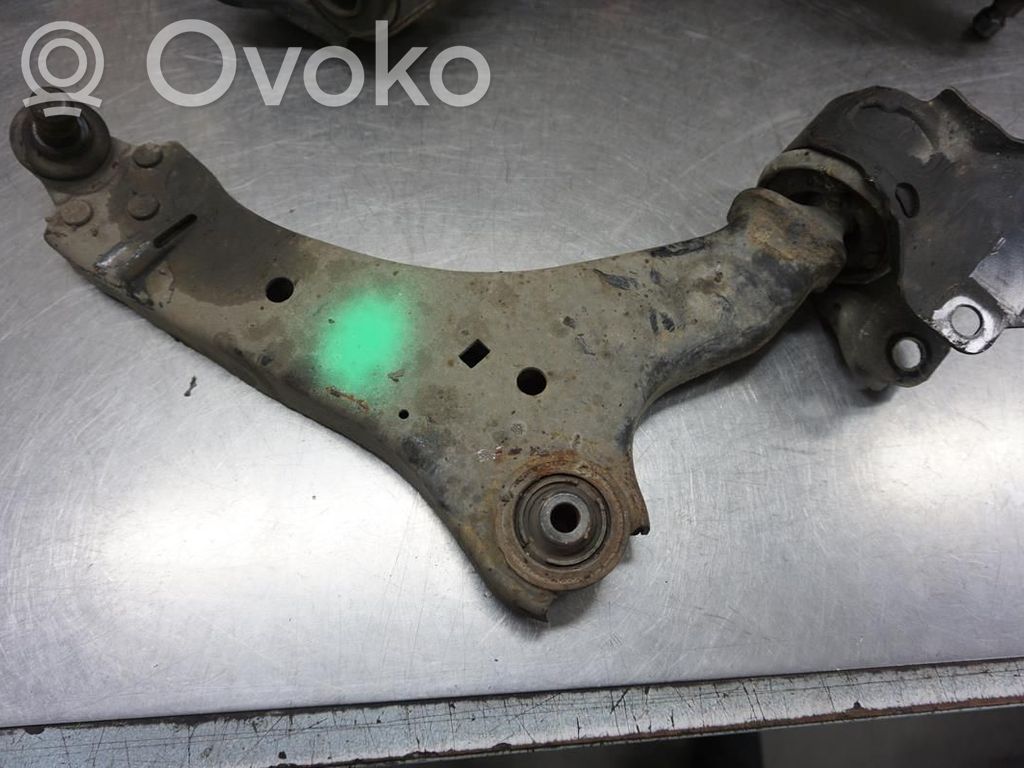 Volvo XC60 Front lower control arm/wishbone 
