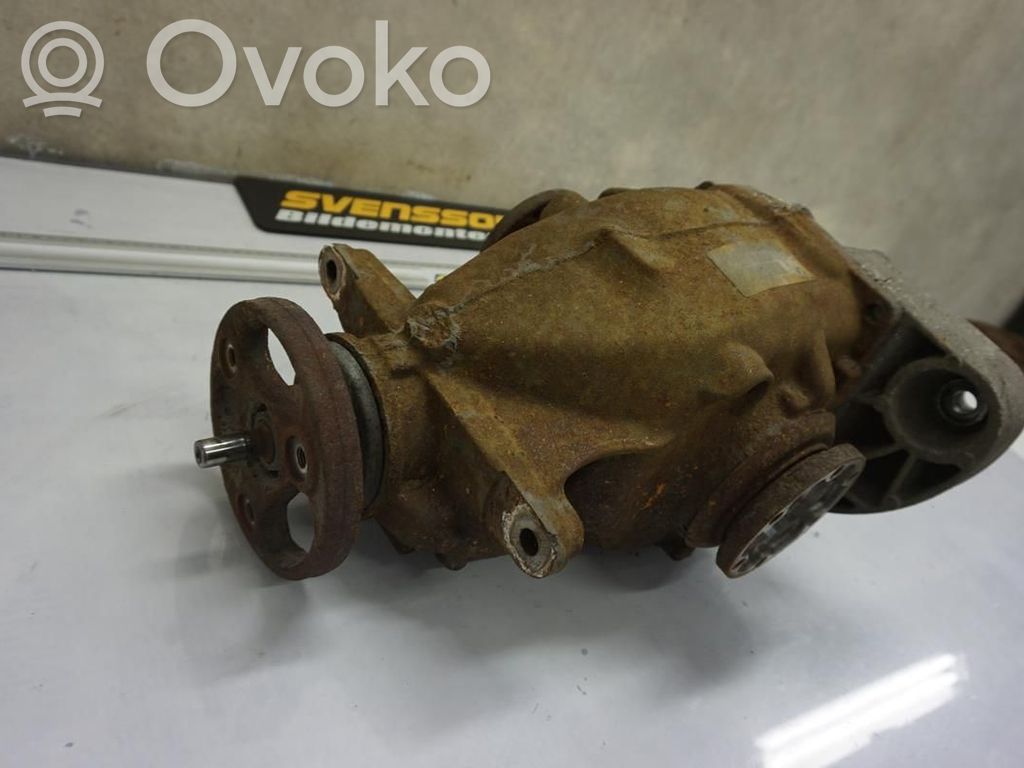 Rear differential   33107566629,168627